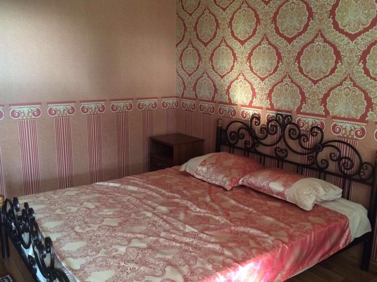Guest House Liel Sukhumi Bagian luar foto
