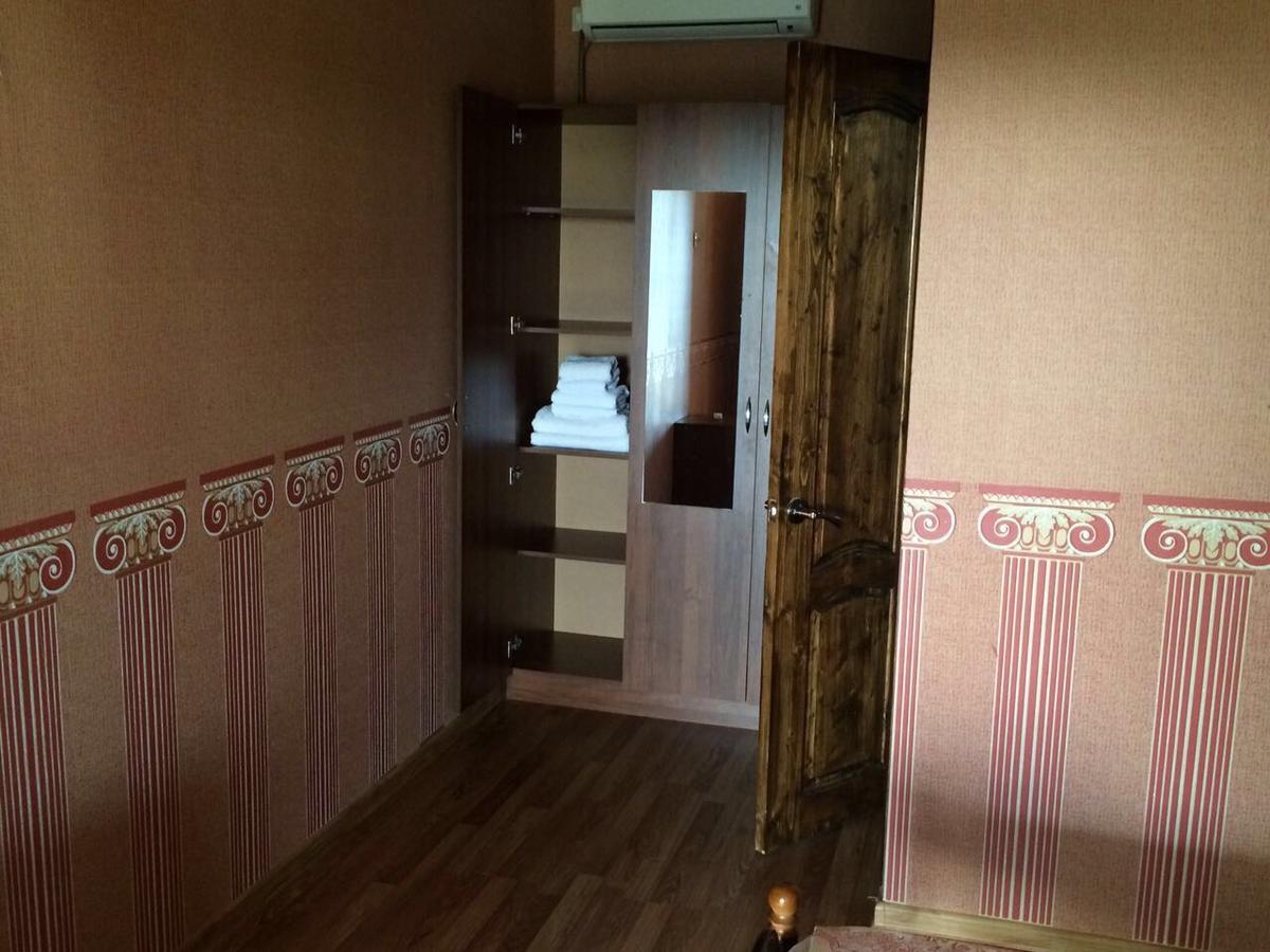 Guest House Liel Sukhumi Bagian luar foto